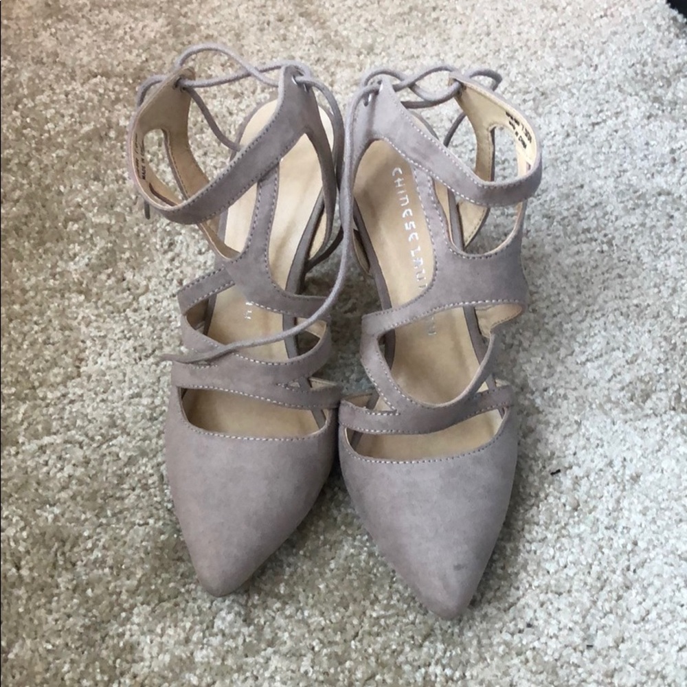 Pointed Toe Pump